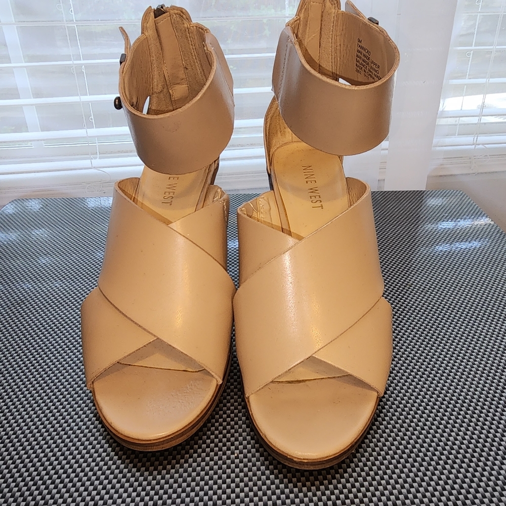 NINE WEST  SANDALS. A-4